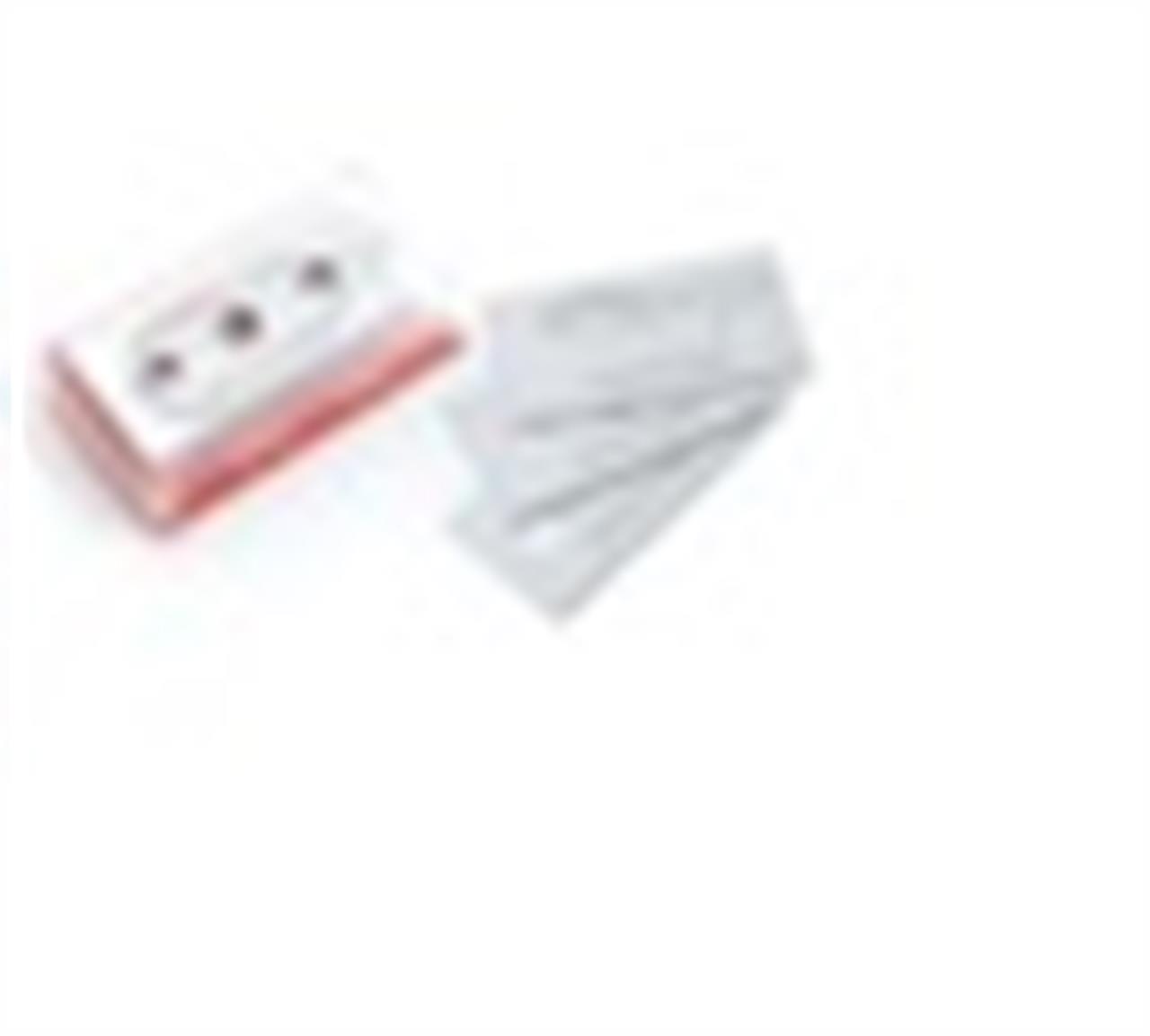 Das Bild zeigt Ersatzklingen für einen Glaskeramik-Reiniger. Links ist eine Schachtel und rechts sind mehrere einzelne Klingen zu sehen.