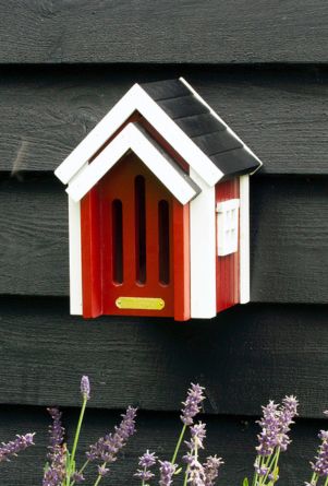 Das Bild zeigt ein Produkt mit dem Namen vogelhaus. Es handelt sich um einen Artikel ohne weitere Beschreibung.