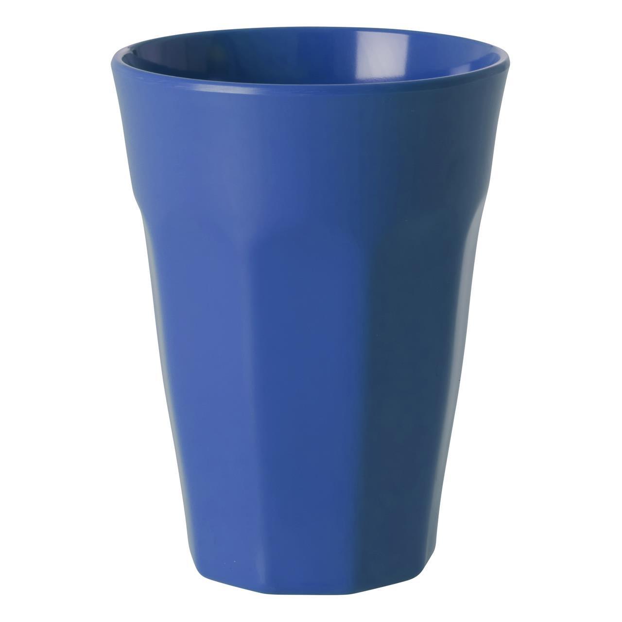 Dies ist ein hoher Becher aus Melamin in der Farbe Navy. Er hat eine schlichte, moderne Form und eignet sich ideal für kalte und warme Getränke.