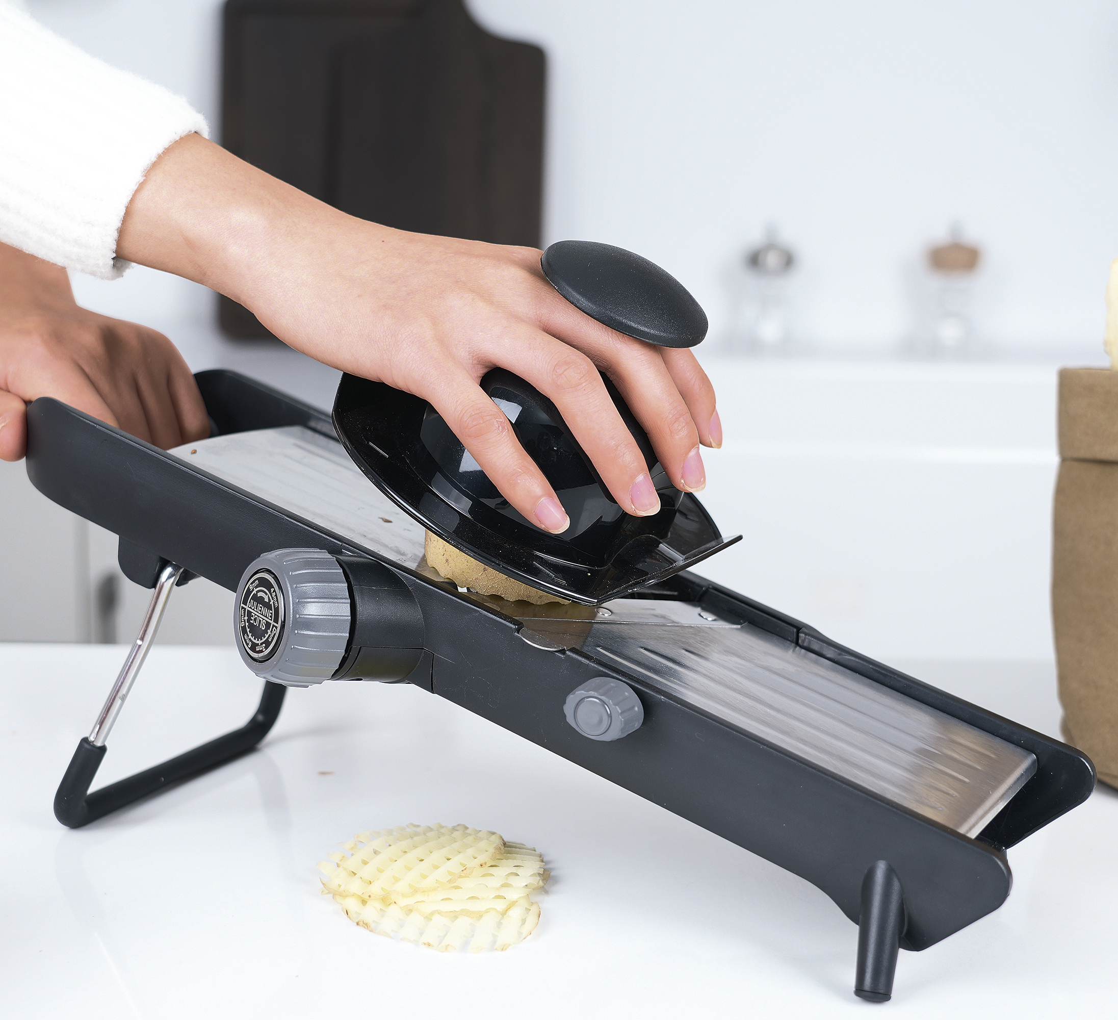 Das Bild zeigt das Produkt mit dem Dateinamen 0900461000_h. Weitere Details zum Produkt sind nicht verfügbar.