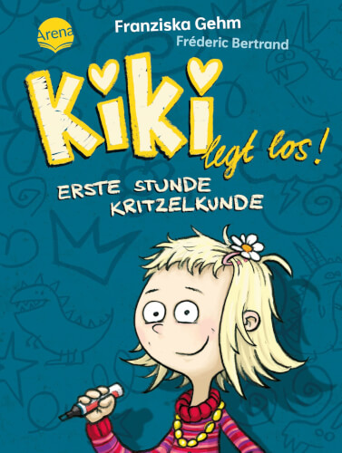 Auf dem Bild sieht man das Cover eines Kinderbuchs mit dem Titel „Kiki legt los! Erste Stunde Kritzelkunde“. Darauf ist ein fröhliches Mädchen mit blondem Haar und einem Stift in der Hand abgebildet.