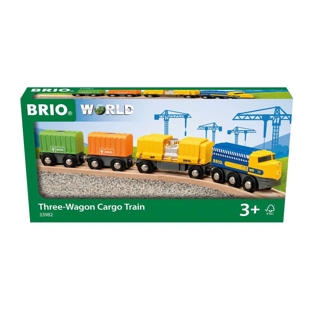 Das Bild zeigt die Verpackung des Produkts "BRIO® World Drei-Wagen-Güterzug 33982". Auf der Vorderseite sieht man den bunten Spielzeugzug mit drei verschiedenen Waggons.