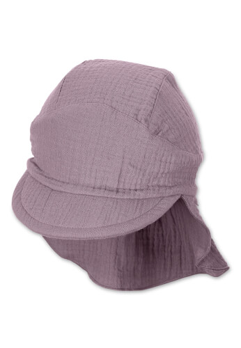 Die Abbildung zeigt eine lila Schirmmütze mit Nackenschutz. Das Material sieht weich und leicht strukturiert aus.